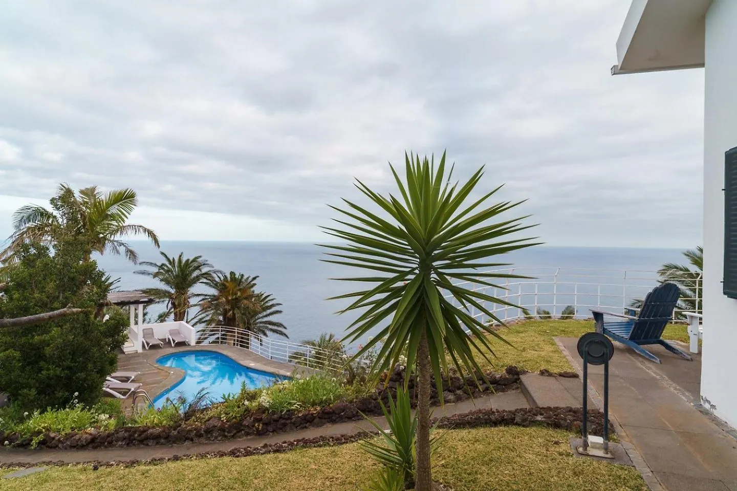 Vila Da Falesia-With Pool And Views Caniço Gasthof